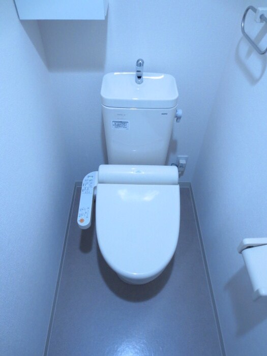 物件内観写真13　(トイレ)