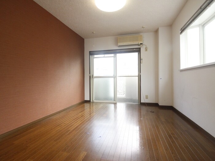 メゾン・ド・門司港の居室