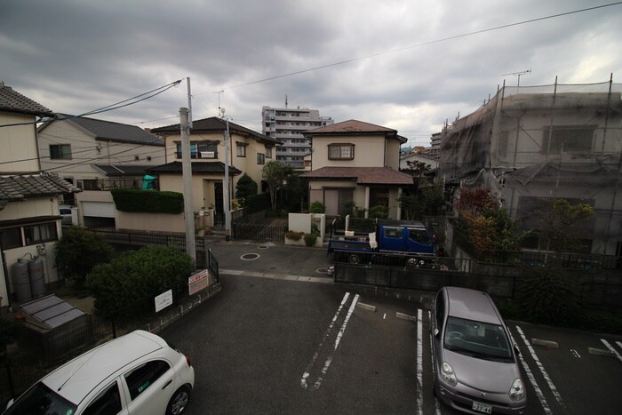 物件内観写真22　(室内からの展望)