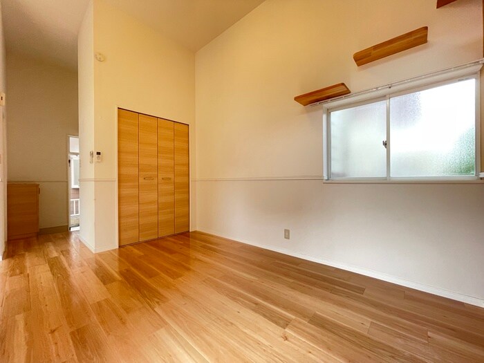 物件内観写真9　(居室)