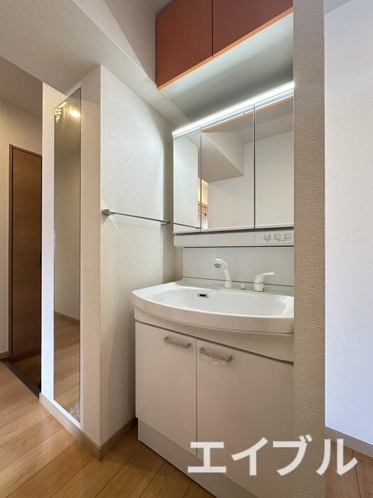 物件内観写真12　(洗面)