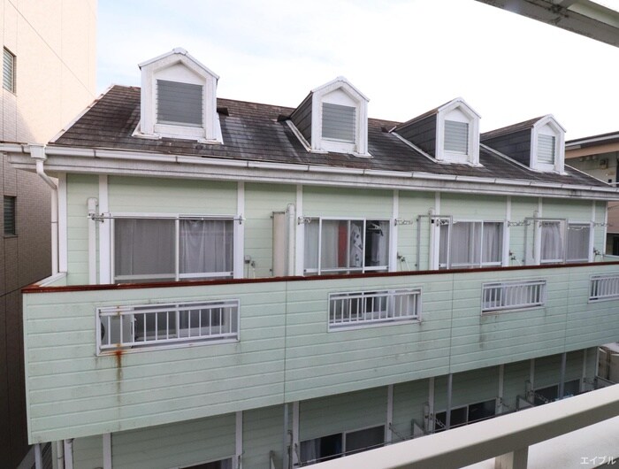 物件内観写真18　(室内からの展望)