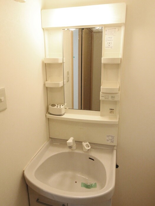 物件内観写真13　(洗面)