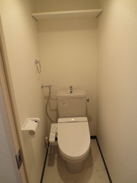 物件内観写真12　(トイレ)