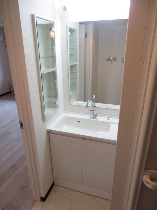 物件内観写真14　(洗面)