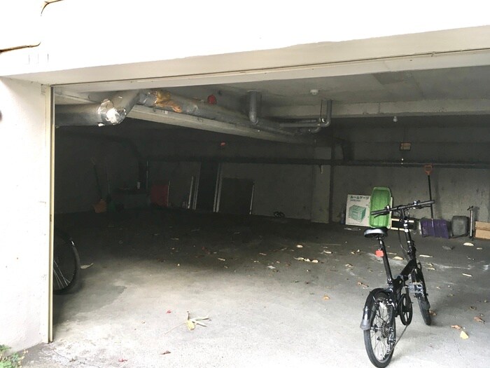 物件外観写真5　(駐輪場)