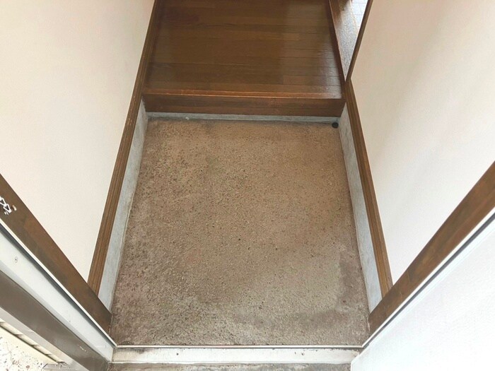 物件内観写真22　(玄関)