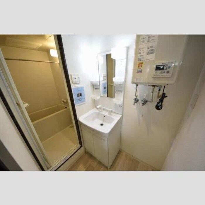 物件内観写真12　(洗面)