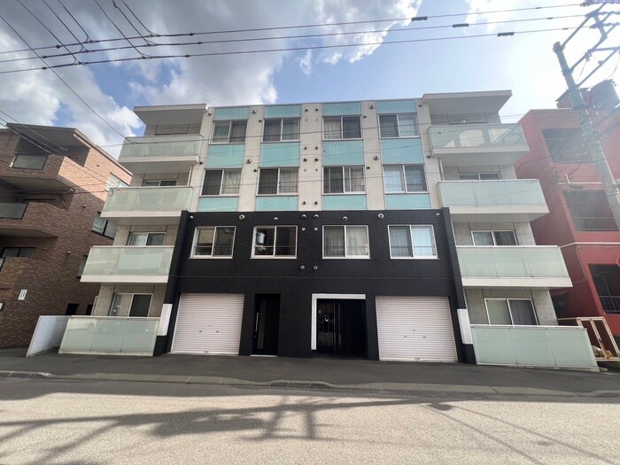 物件外観写真1　(外観写真)