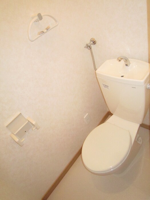 物件内観写真13　(トイレ)