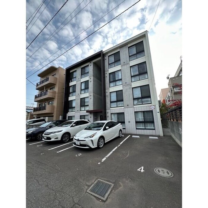 物件外観写真1　(外観写真)