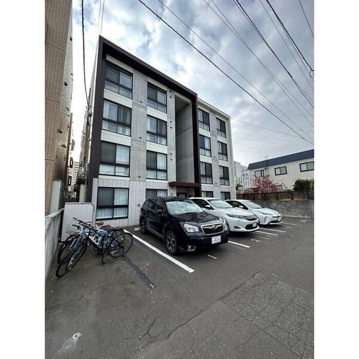 物件外観写真2　(外観写真)