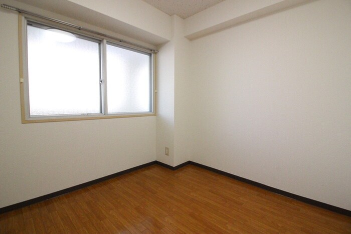 物件内観写真18　(居室)