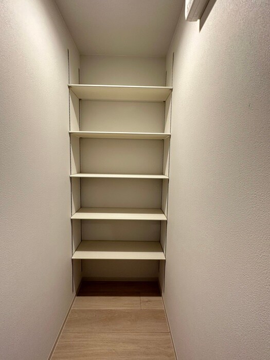 物件内観写真12　(靴箱)