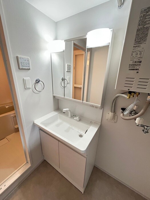 物件内観写真14　(洗面)