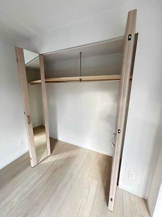 物件内観写真15　(収納)