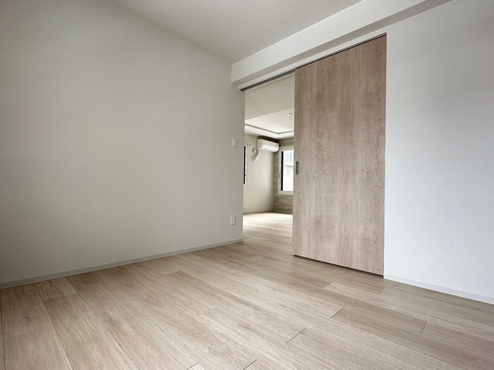 物件内観写真22　(居室)