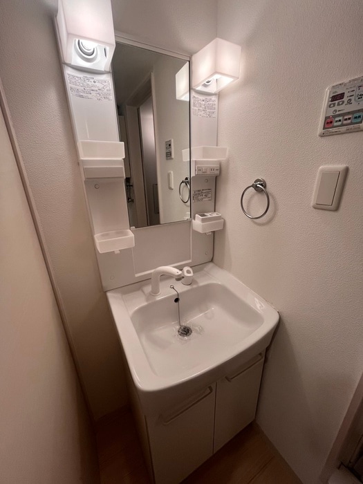 物件内観写真10　(洗面)