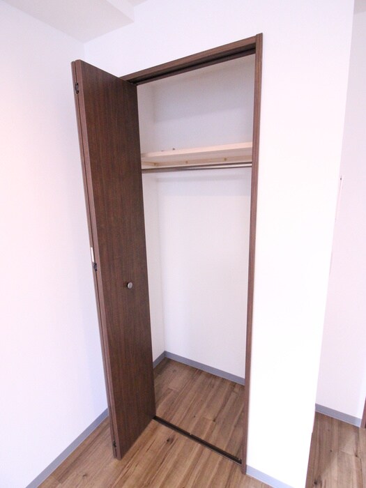 物件内観写真16　(収納)