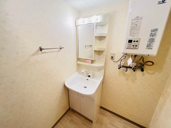 物件内観写真10　(洗面)