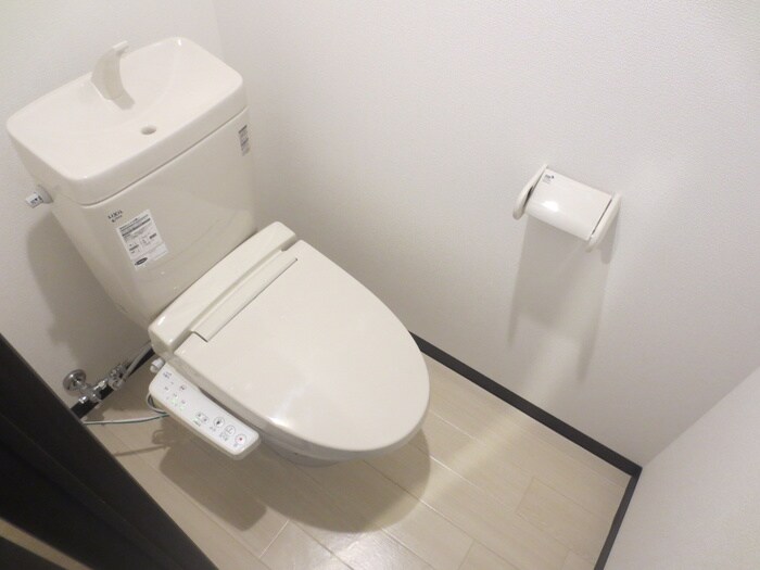 物件内観写真11　(トイレ)