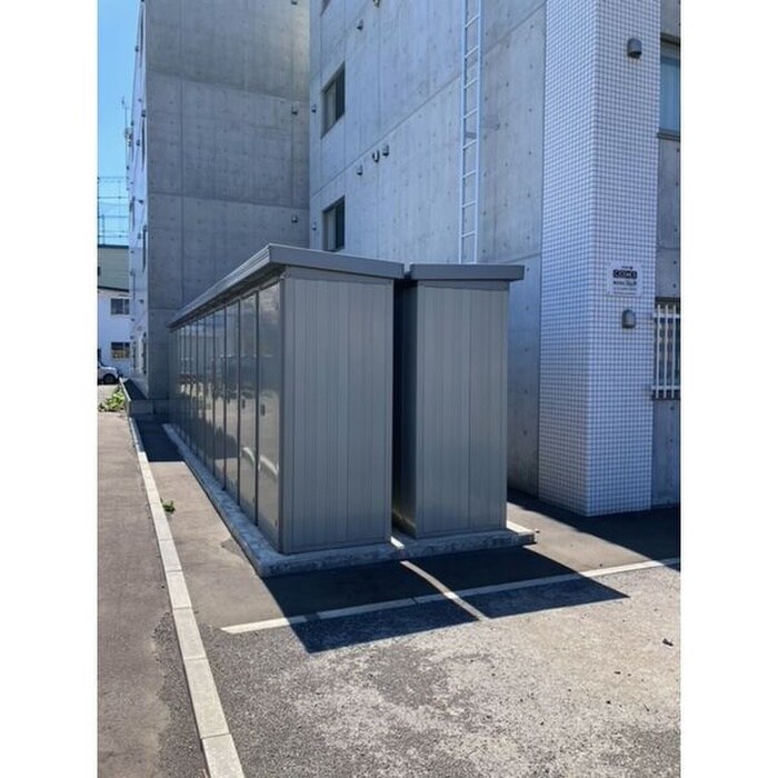 物件外観写真4　(建物設備)