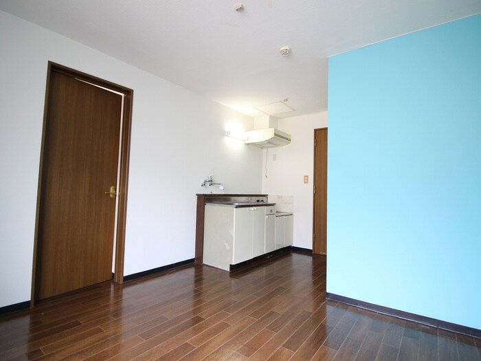 物件内観写真8　(居室)