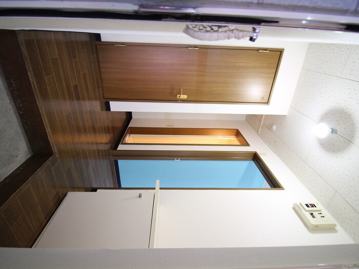 物件内観写真17　(玄関)