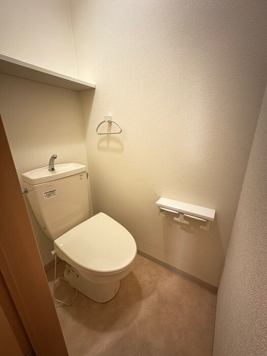 物件内観写真13　(トイレ)