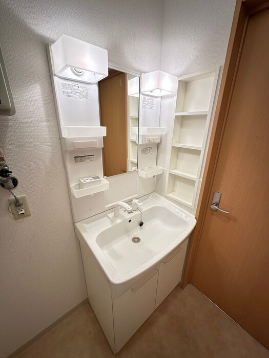 物件内観写真14　(洗面)