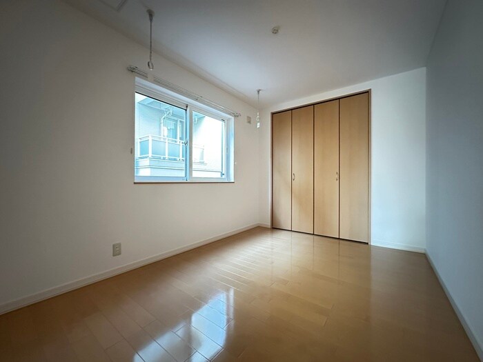 物件内観写真16　(居室)