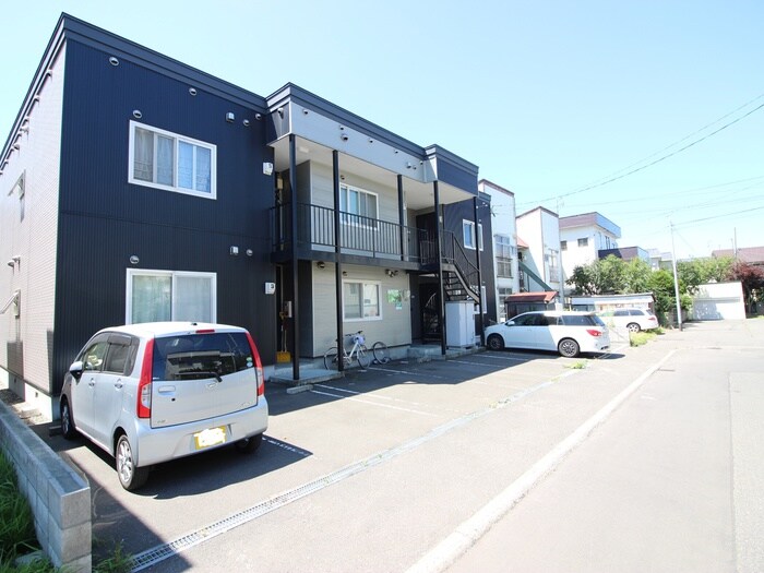 物件外観写真1　(外観写真)