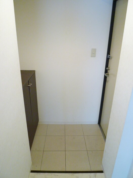 物件内観写真15　(玄関)