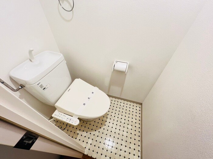 物件内観写真13　(トイレ)