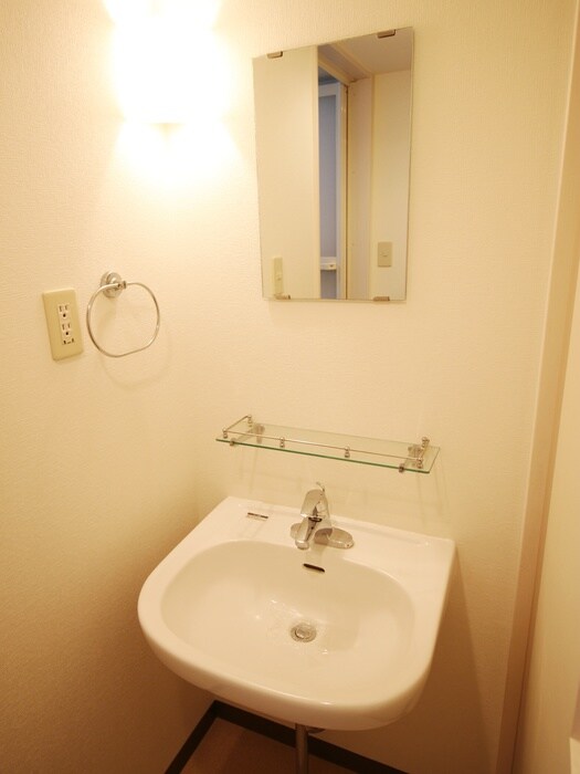 物件内観写真13　(洗面)