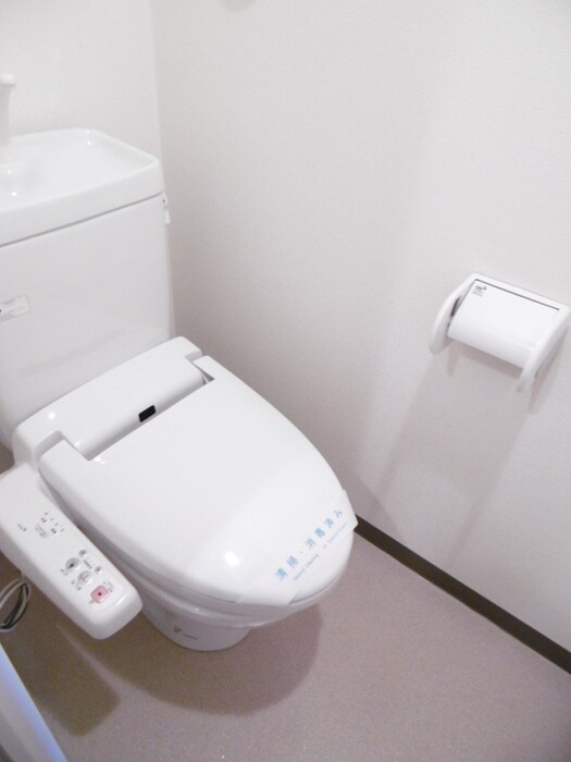 物件内観写真14　(トイレ)