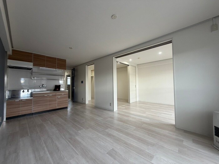 物件内観写真8　(居室)