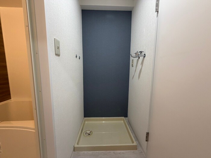 物件内観写真13　(洗濯機置場)