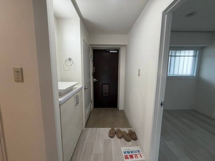 物件内観写真21　(玄関)