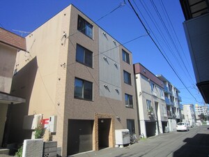 カ－サ・ミラグロ外観写真