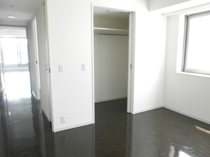 物件内観写真11　(居室)