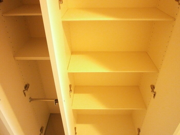 物件内観写真12　(靴箱)