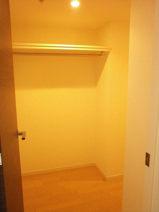 物件内観写真15　(収納)
