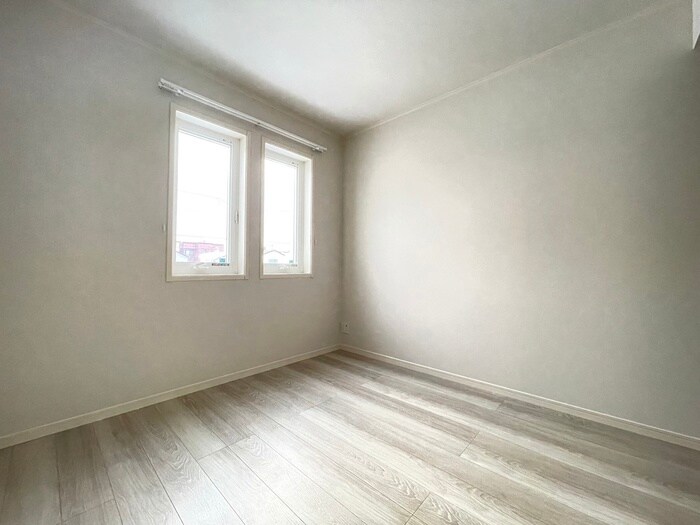 物件内観写真21　(居室)