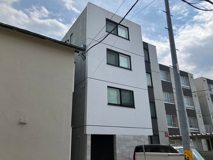 物件外観写真1　(外観写真)