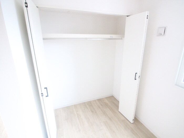 物件内観写真11　(収納)