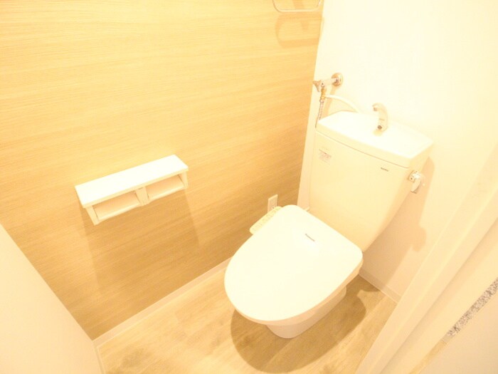 物件内観写真15　(トイレ)