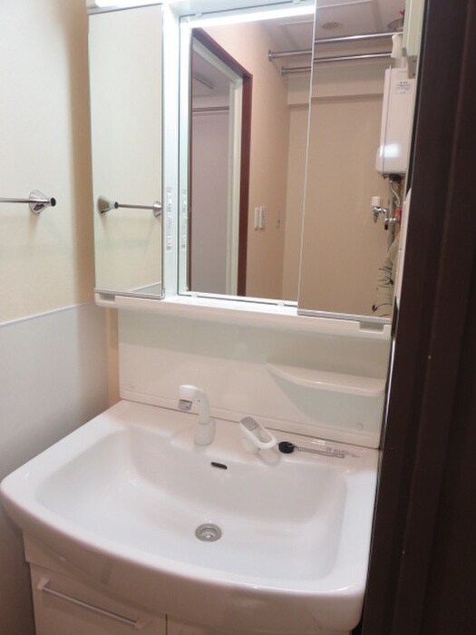 物件内観写真14　(洗面)