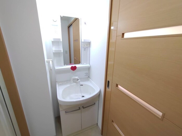 物件内観写真14　(洗面)