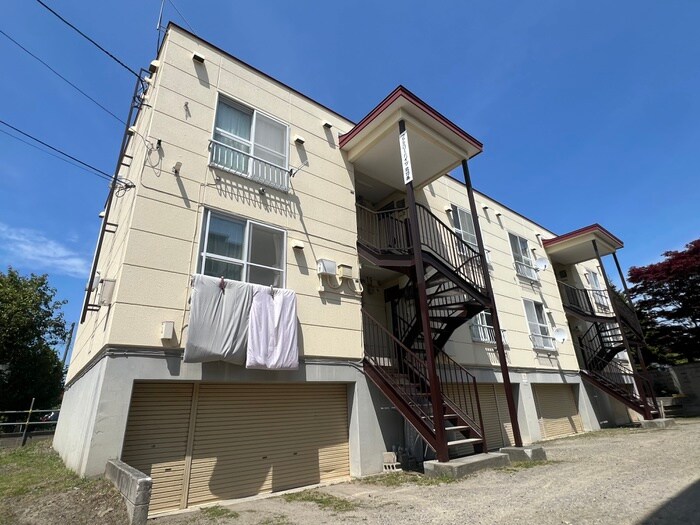 ファミリ－ハイツ北１９条の物件外観写真